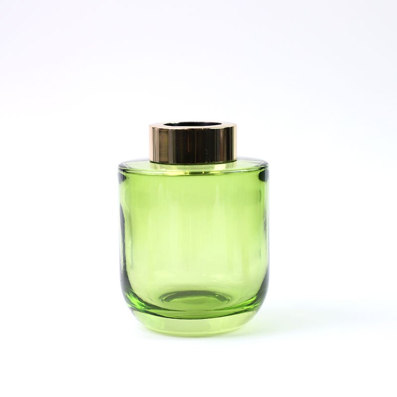 GBD001 Round Colored Glass Reed Diffuser Bottle - alternate view