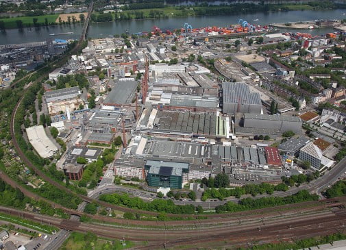 DWK Life Sciences glass manufacturing facility