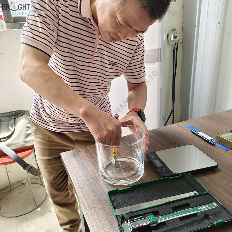 How to Fulfil Screen Printing on Glass