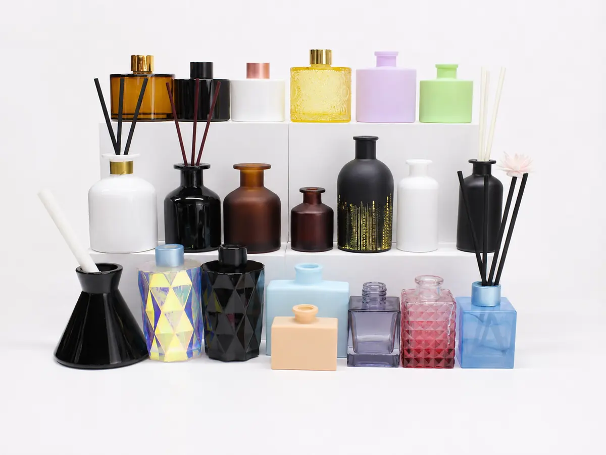 Glass packaging closures, pumps, sprayers, caps, droppers and accessories